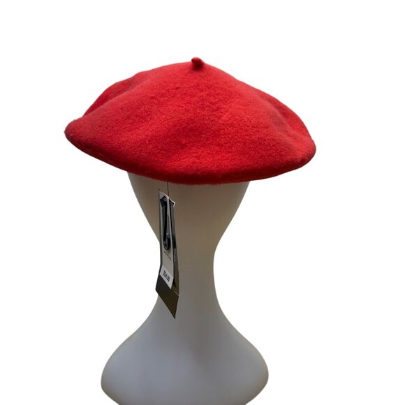 Disney BoxLunch Red Mens Wool Pooh Beret Hat Embroidered Graphics OS - Picture 3 of 14